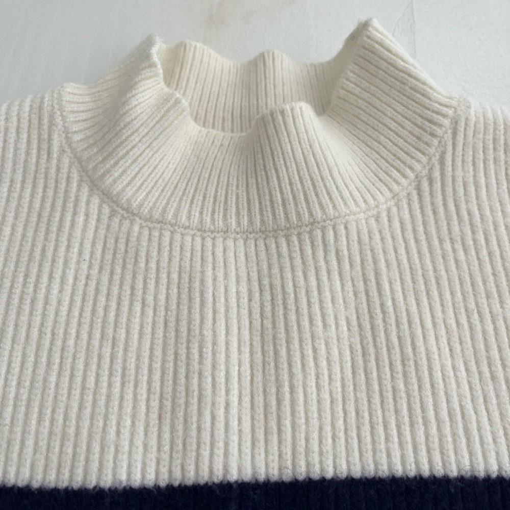 Striped Knit Sweater - White and Black - Picture 5 of 7